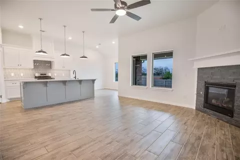 12516 Elba Dr, Yukon, OK 73099