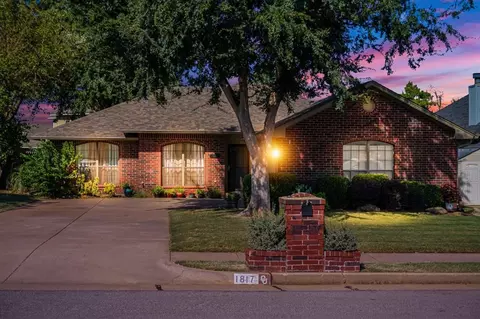 1817 Victoria Pl, Edmond, OK 73003