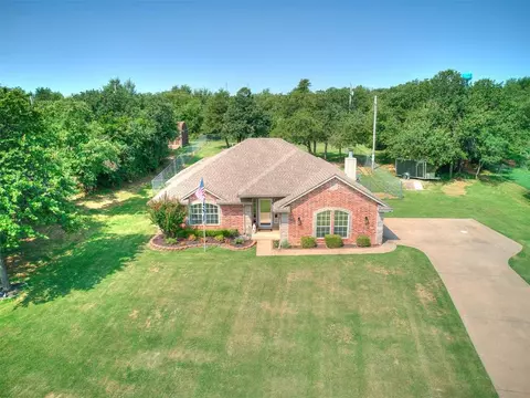 12201 Coyote Trl, Edmond, OK 73034