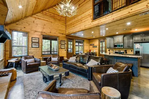 322 Oak Stone Ln, Broken Bow, OK 74728