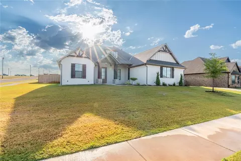 1200 Colonial Ave, Tuttle, OK 73089