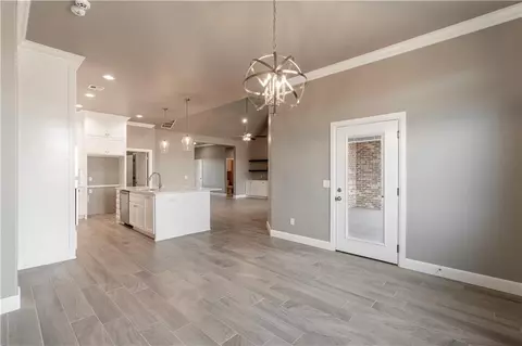 1200 Colonial Ave, Tuttle, OK 73089 photo 9