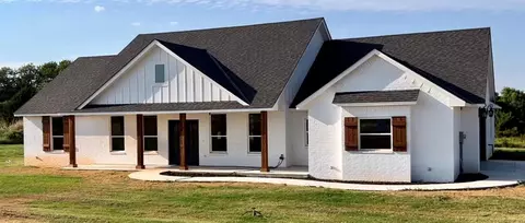21701 Rustic Rd, Purcell, OK 73080