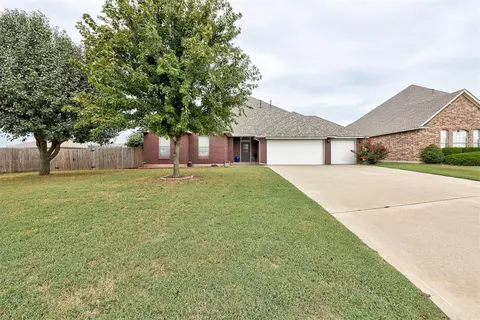2259 Bradford Ave, Newcastle, OK 73065