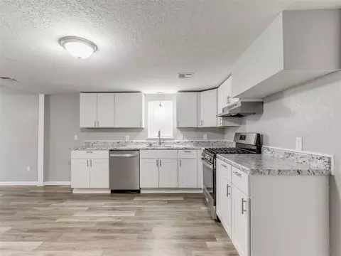 208 S Cimarron Rd, Tuttle, OK 73089 photo 16