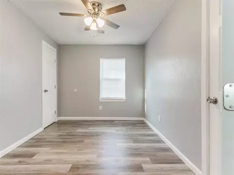 208 S Cimarron Rd, Tuttle, OK 73089 photo 24
