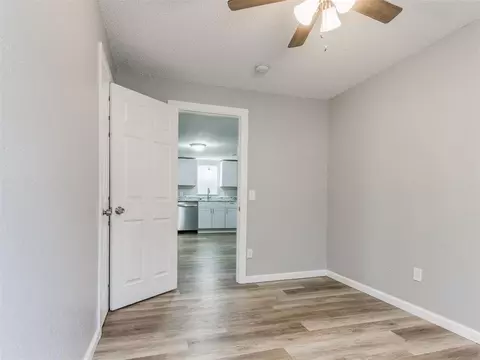 208 S Cimarron Rd, Tuttle, OK 73089 photo 25