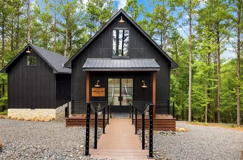 1255 Southern Hills Cir, Broken Bow, OK 74728