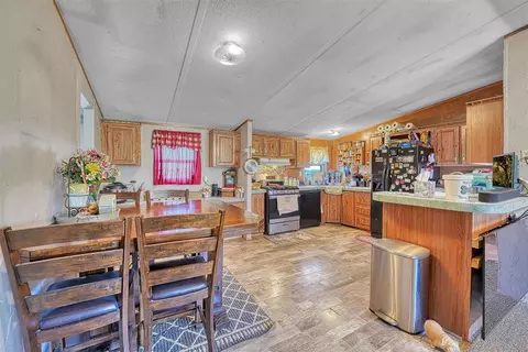 301 N 9th St, Hammon, OK 73650 photo 11