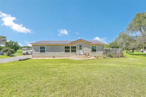 301 N 9th St, Hammon, OK 73650 photo 2