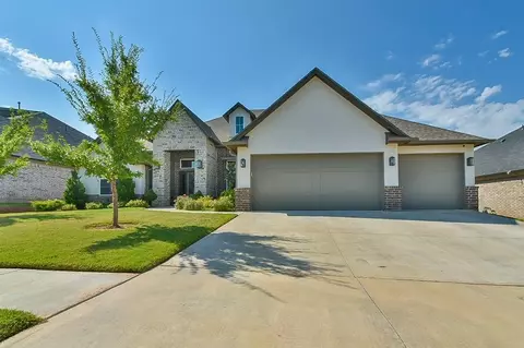 122 Alamosa Rd, Norman, OK 73069