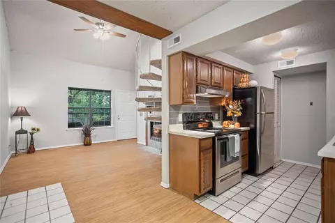 11140 Stratford Dr #615, Oklahoma City, OK 73120