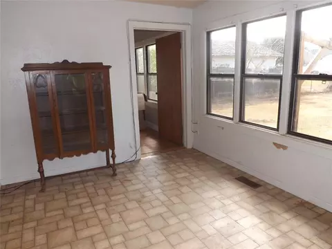 401 E Main St, Tipton, OK 73570 photo 12
