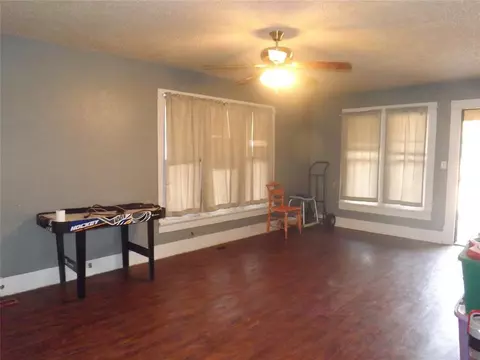 401 E Main St, Tipton, OK 73570 photo 6