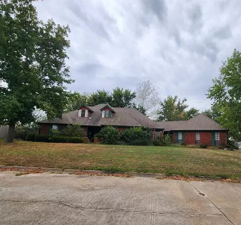 2912 Brandon Dr, Seminole, OK 74868