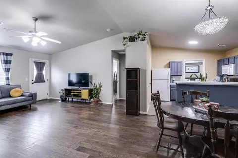 108 Bryan Dr, Edmond, OK 73003 photo 16