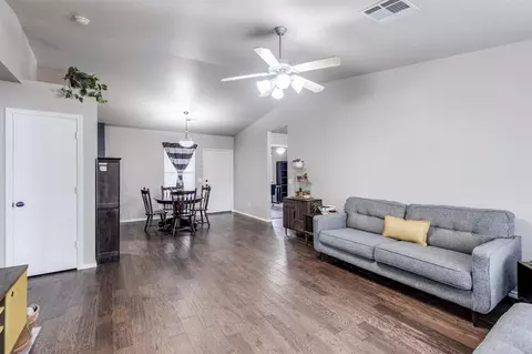 108 Bryan Dr, Edmond, OK 73003 photo 14