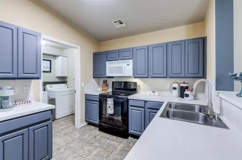 108 Bryan Dr, Edmond, OK 73003 photo 6