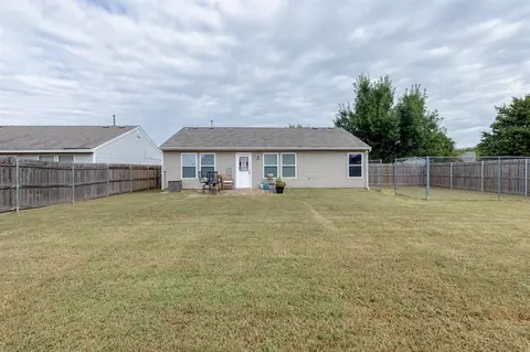 108 Bryan Dr, Edmond, OK 73003 photo 27