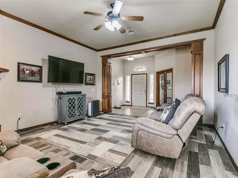 9104 Ians Pl, Moore, OK 73160 photo 15