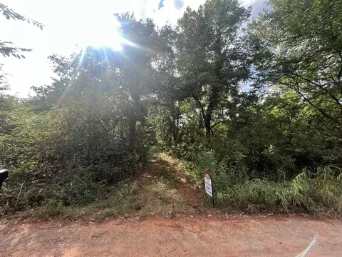 11651 Tiffany Dr, Guthrie, OK 73044
