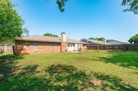 1801 S Berkshire Dr, Stillwater, OK 74074