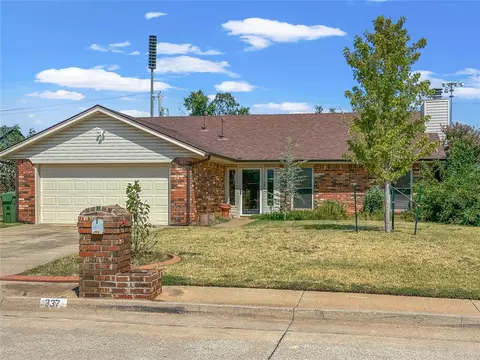337 Choctaw Pl, Yukon, OK 73099