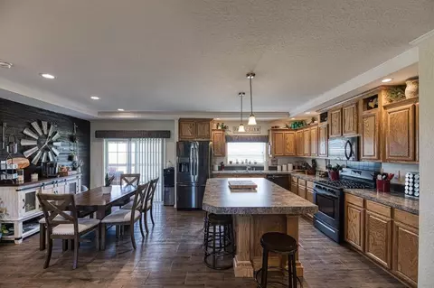 12702 N 1740 Rd, Erick, OK 73645 photo 8