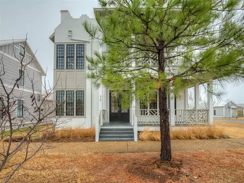 30 Redbud St, Carlton Landing, OK 74432