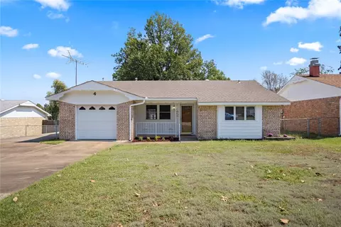 4 Apache, Shawnee, OK 74801 photo 2