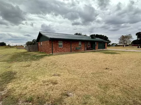 20459 E County Road 1586, Altus, OK 73521 photo 2
