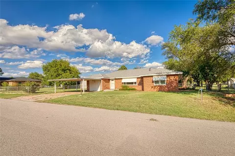 308 N Lacy Ave, Butler, OK 73625