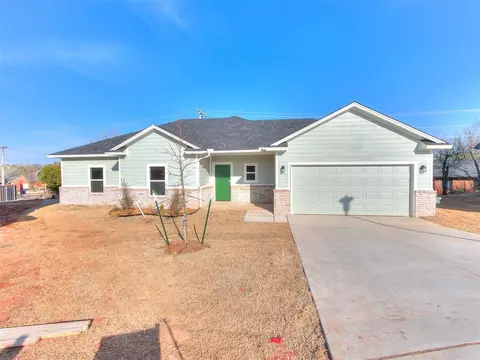 501 NW 177th St, Edmond, OK 73012