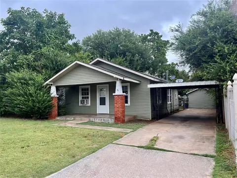 1017 W 2nd St, Elk City, OK 73644