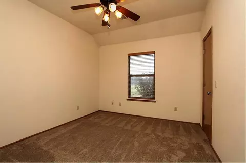 4103 Nugget Ln, Tuttle, OK 73089 photo 34