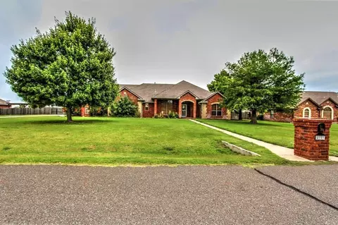 4103 Nugget Ln, Tuttle, OK 73089