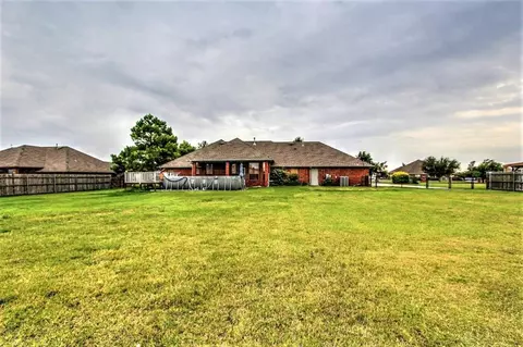 4103 Nugget Ln, Tuttle, OK 73089 photo 5