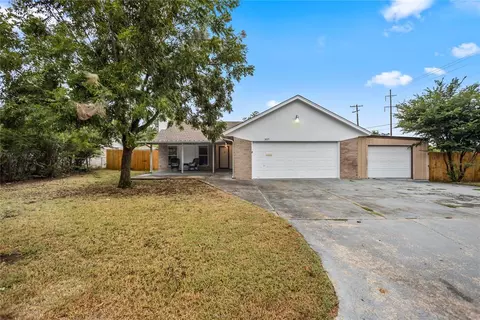 1017 Lotus Ave, Midwest City, OK 73130