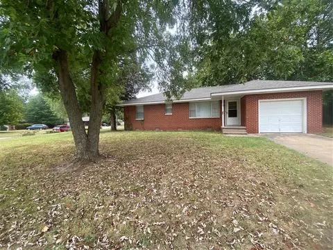 1524 Caddell Ln, Norman, OK 73069