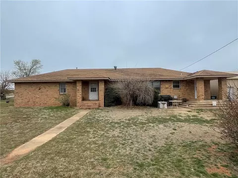 6155 County 2620 St, Hinton, OK 73047