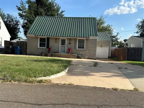 106 W Marshall Dr, Midwest City, OK 73110