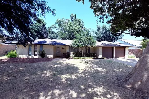 4 W Liberty Cir, Stillwater, OK 74075
