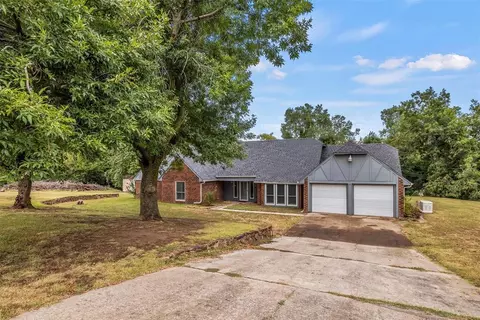 4102 Quail Dr, El Reno, OK 73036