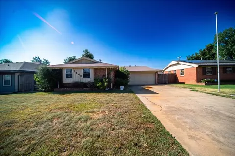 2140 SW 82nd St, Oklahoma City, OK 73159
