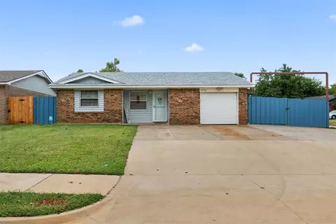 4701 S Dimple Dr, Oklahoma City, OK 73135