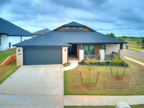 1105 Sawmill Rd, Norman, OK 73071