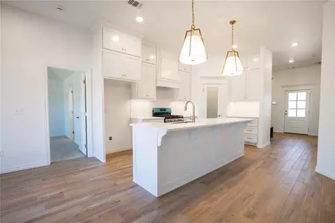 4017 Ritter Rd, Edmond, OK 73012