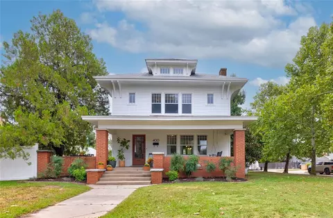 400 E 5th St, Edmond, OK 73034