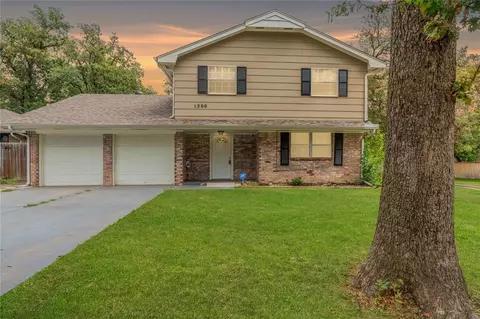 1300 N Bradley Ave, Oklahoma City, OK 73127