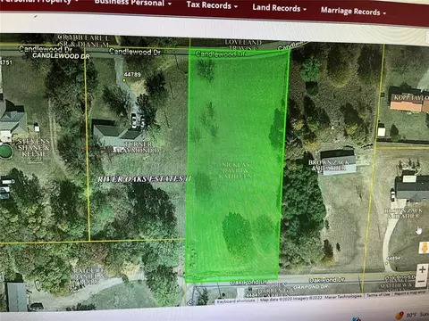 Candlewood Drive, Shawnee, OK 74801
